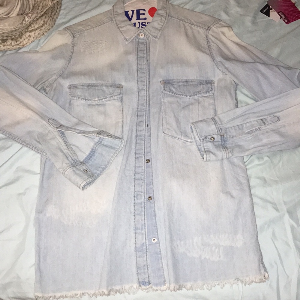 NWOT DENIM BUTTON UP